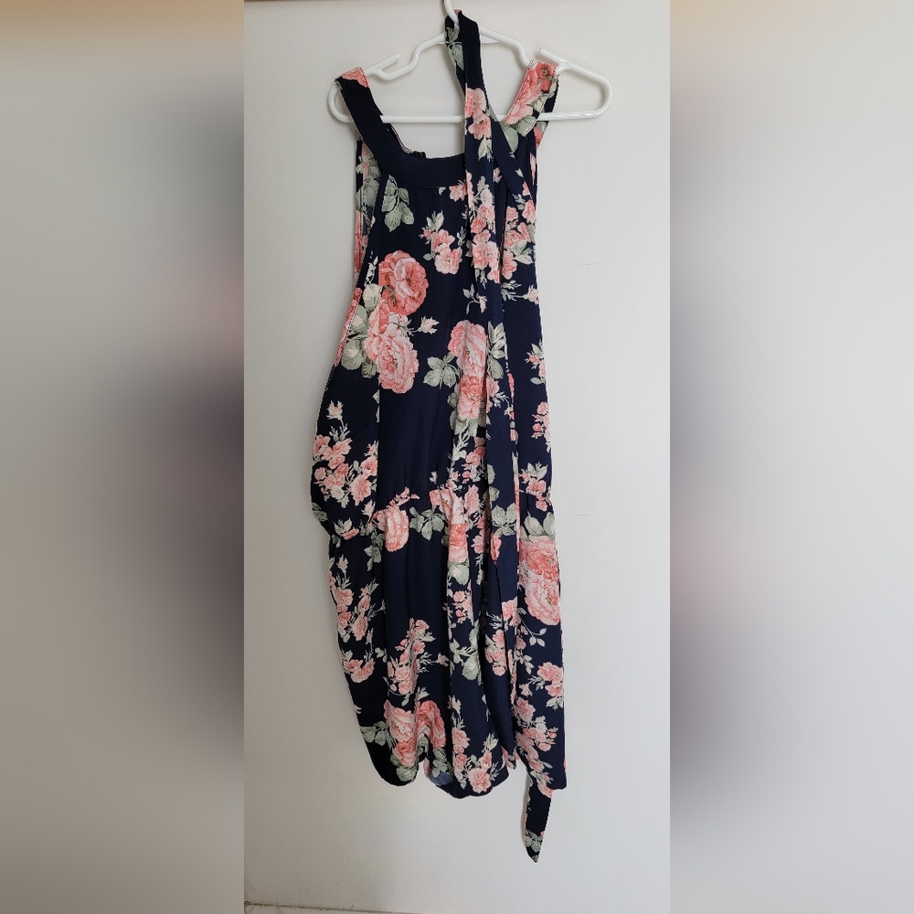 Shein shorts romper, dark blue with pink flowers size 4xl